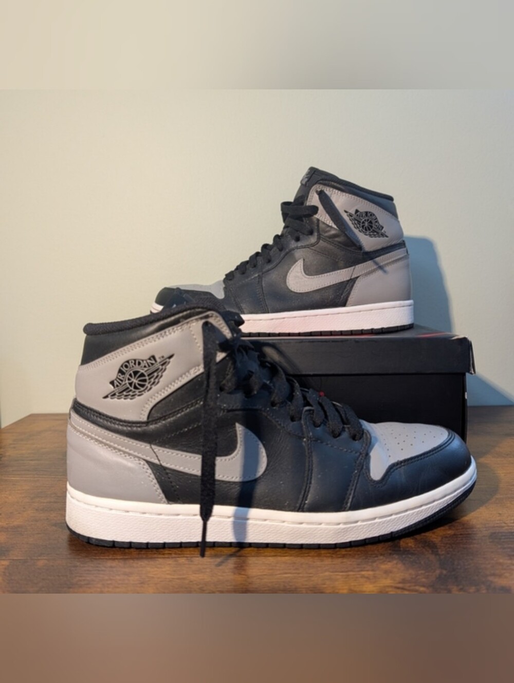​Nike Air Jordan 1 Retro High OG Shadow 2013 Size 9 (555088-014) w/ Box